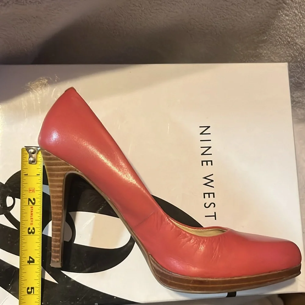 Nine West heels - Picture 4 of 5